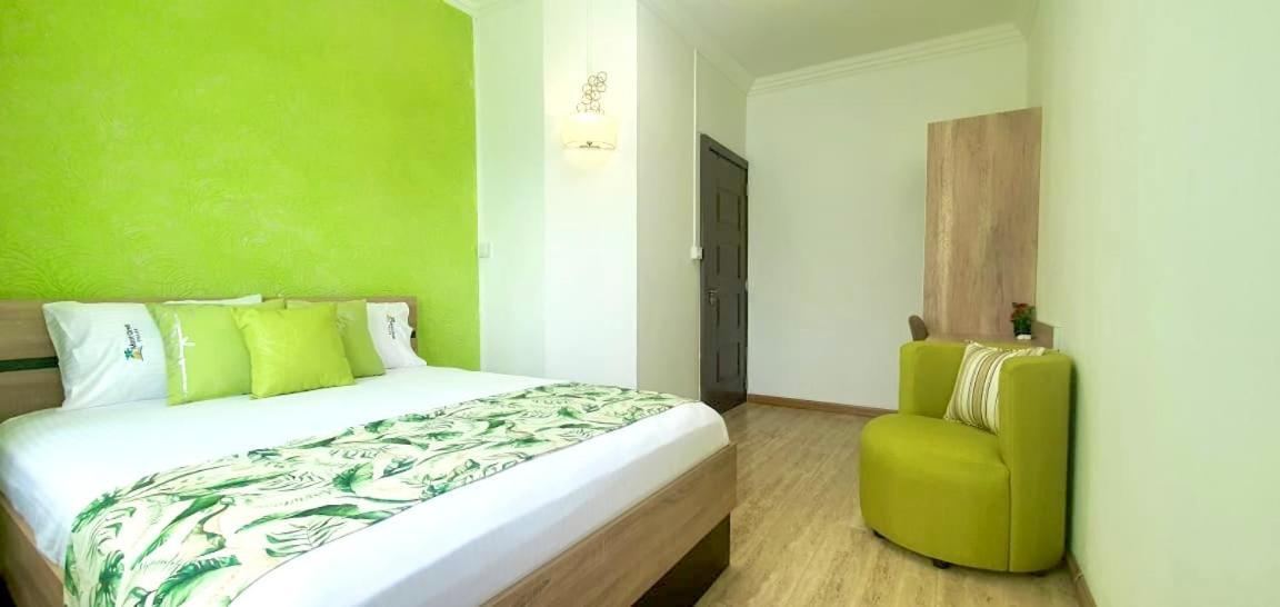 Villa Mont Oreb Onyx *